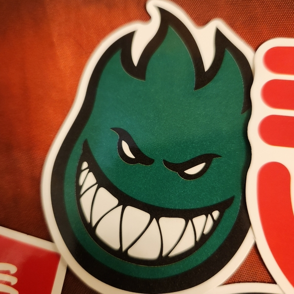 Set a 15 high quality vinyl skateboarding decals/ stickers (1) - Picture 4 of 8